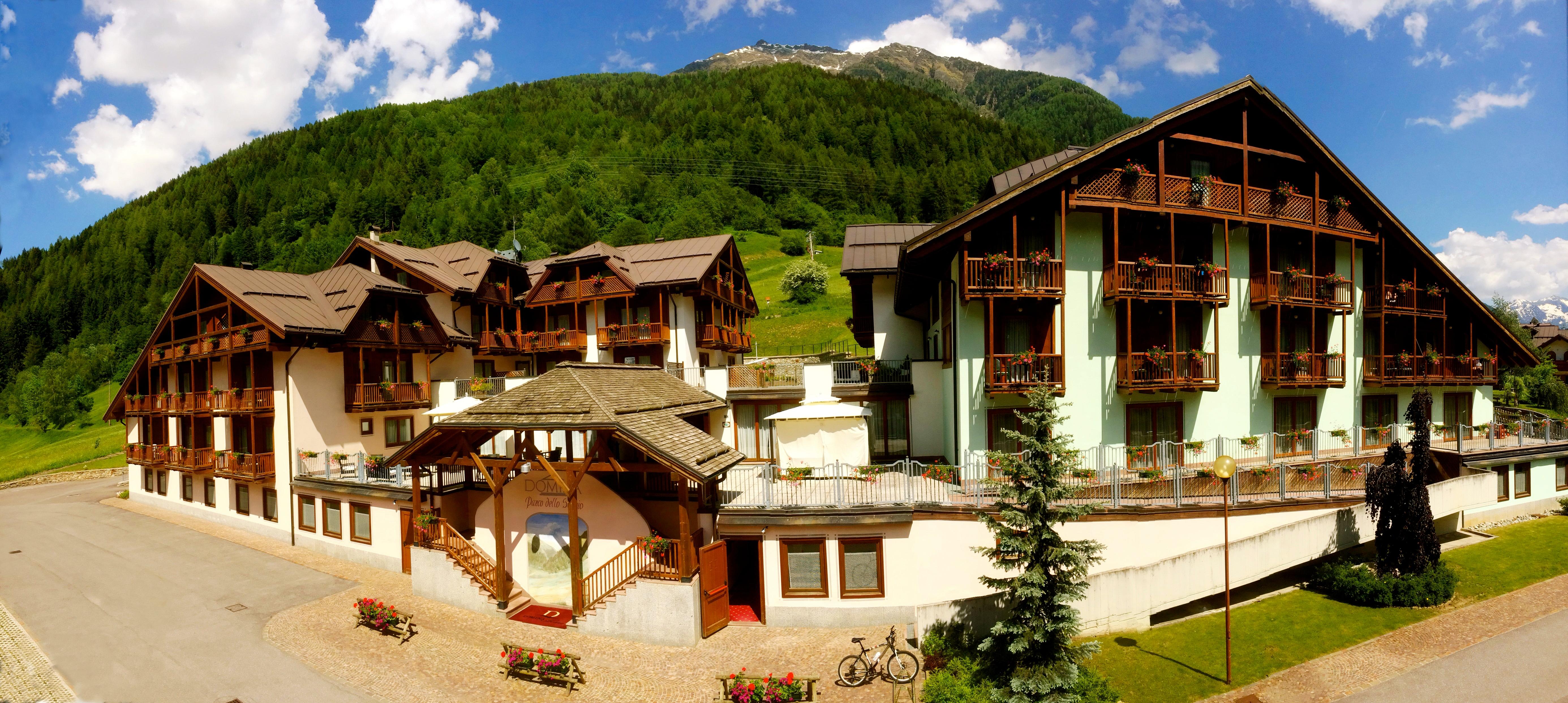 Hotel Domina Parco Dello Stelvio Cogolo Esterno foto